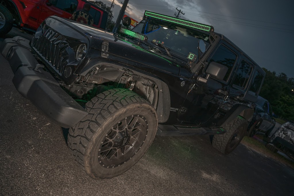 Exotic Lounge | restaurant | 6532 Beach Blvd, Jacksonville, FL 32216, USA | 5614017697 OR +1 561-401-7697