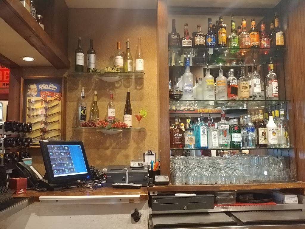 Famous Daves Bar-B-Que | restaurant | 5665 Bay Rd, Saginaw, MI 48604, USA | 9897977675 OR +1 989-797-7675