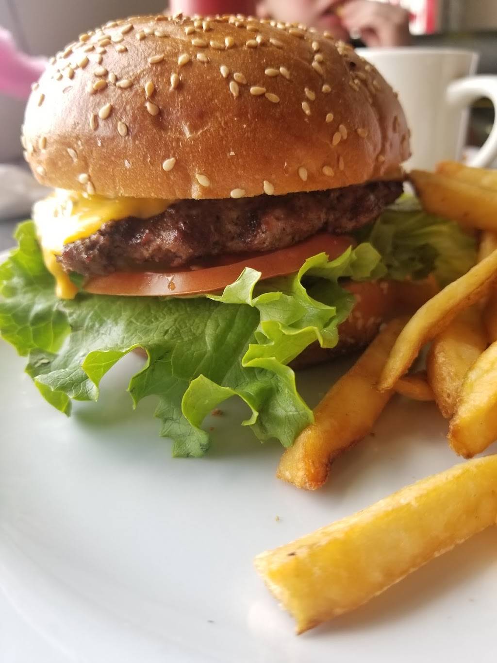 Chubbys Diner | restaurant | 2032 Santa Rosa Ave, Santa Rosa, CA 95407, USA | 7075782003 OR +1 707-578-2003