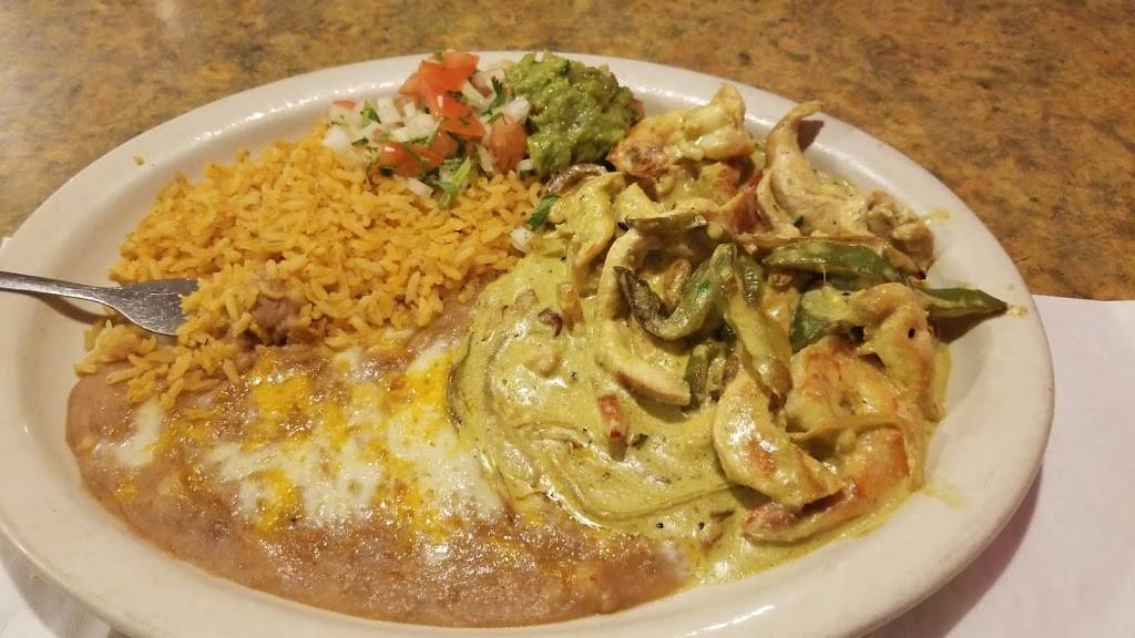 Los Domingos Mexican & Seafoods | restaurant | 15717 Main St, Hesperia, CA 92345, USA | 7609568882 OR +1 760-956-8882