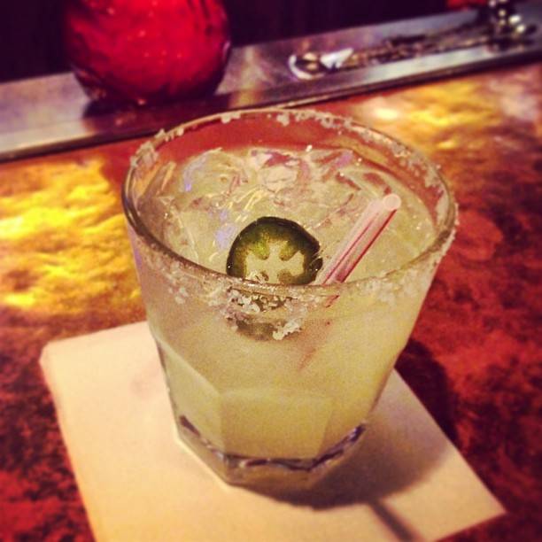 Pineapple Hill Saloon & Grill | restaurant | 4454 Van Nuys Blvd N, Sherman Oaks, CA 91403, USA | 8187890679 OR +1 818-789-0679