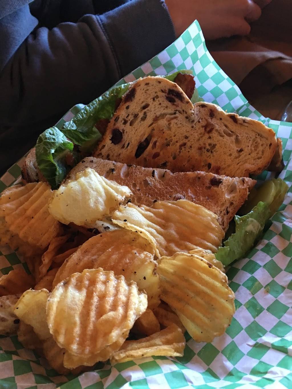 Zig’s Restaurant | restaurant | 25039 Tame Fish Lake Rd, Deerwood, MN 56444, USA | 2186784678 OR +1 218-678-4678