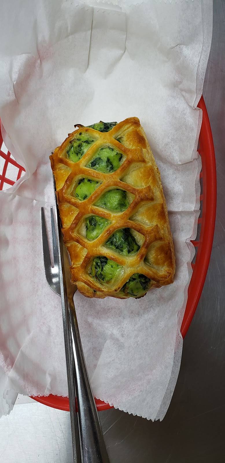 Dragon Hops Brewing | restaurant | 130 E Main St, Purcellville, VA 20132, USA | 5404413660 OR +1 540-441-3660