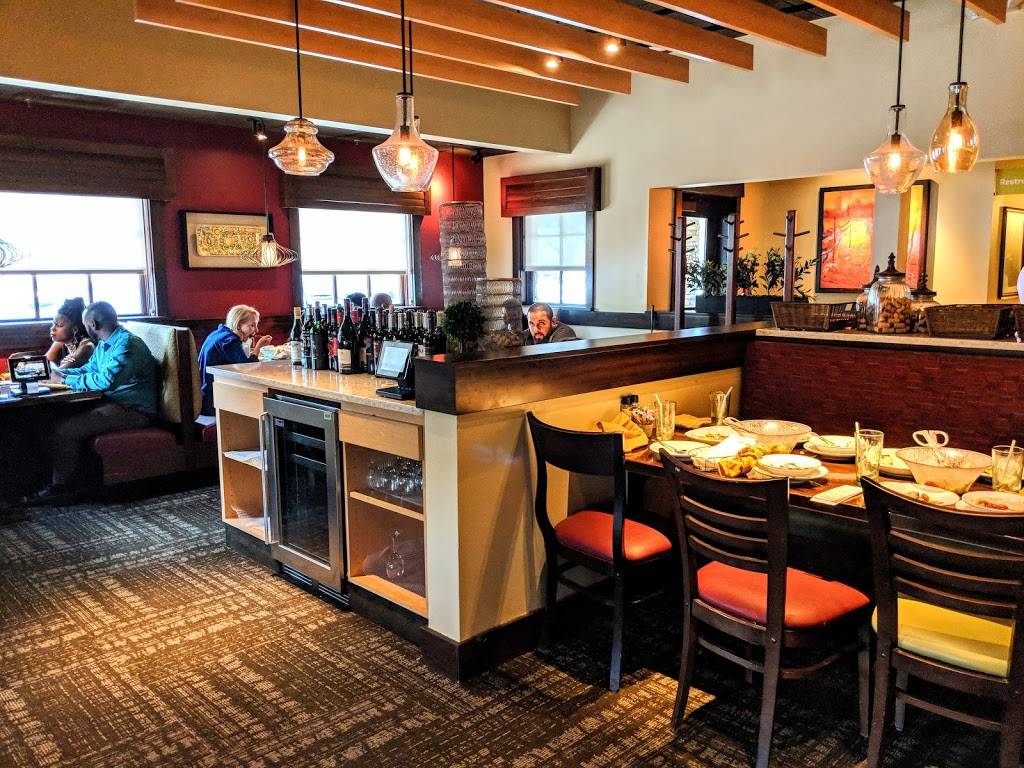 Olive Garden Italian Restaurant | meal takeaway | 2929 Southwest Fwy #160, Houston, TX 77098, USA | 7135278671 OR +1 713-527-8671