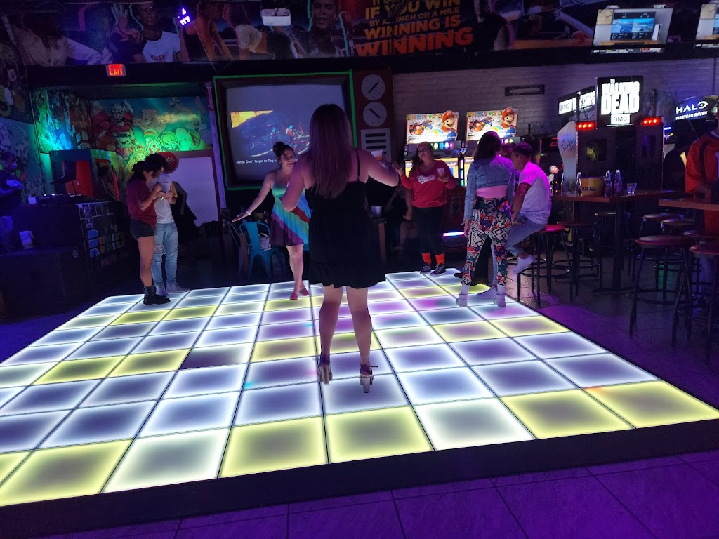 RAD El Paso West | restaurant | 4025 N Mesa St, El Paso, TX 79902, USA | 9152316750 OR +1 915-231-6750