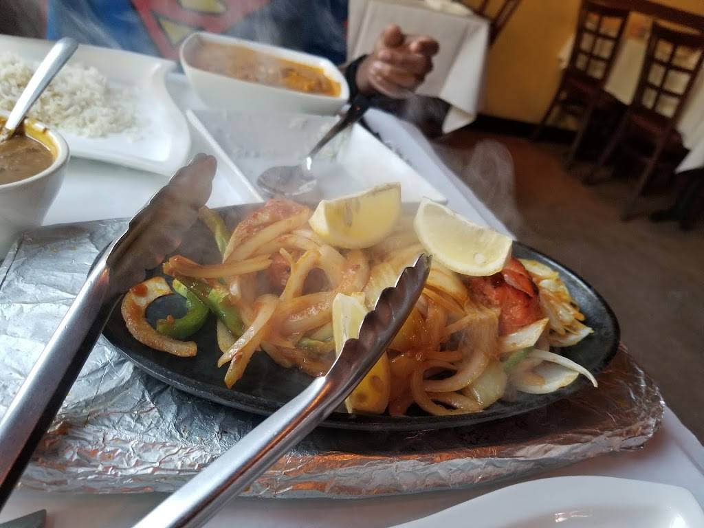 Saffron Indian Cuisine | restaurant | 2135 Ayrsley Town Blvd B, Charlotte, NC 28273, USA | 9802977722 OR +1 980-297-7722