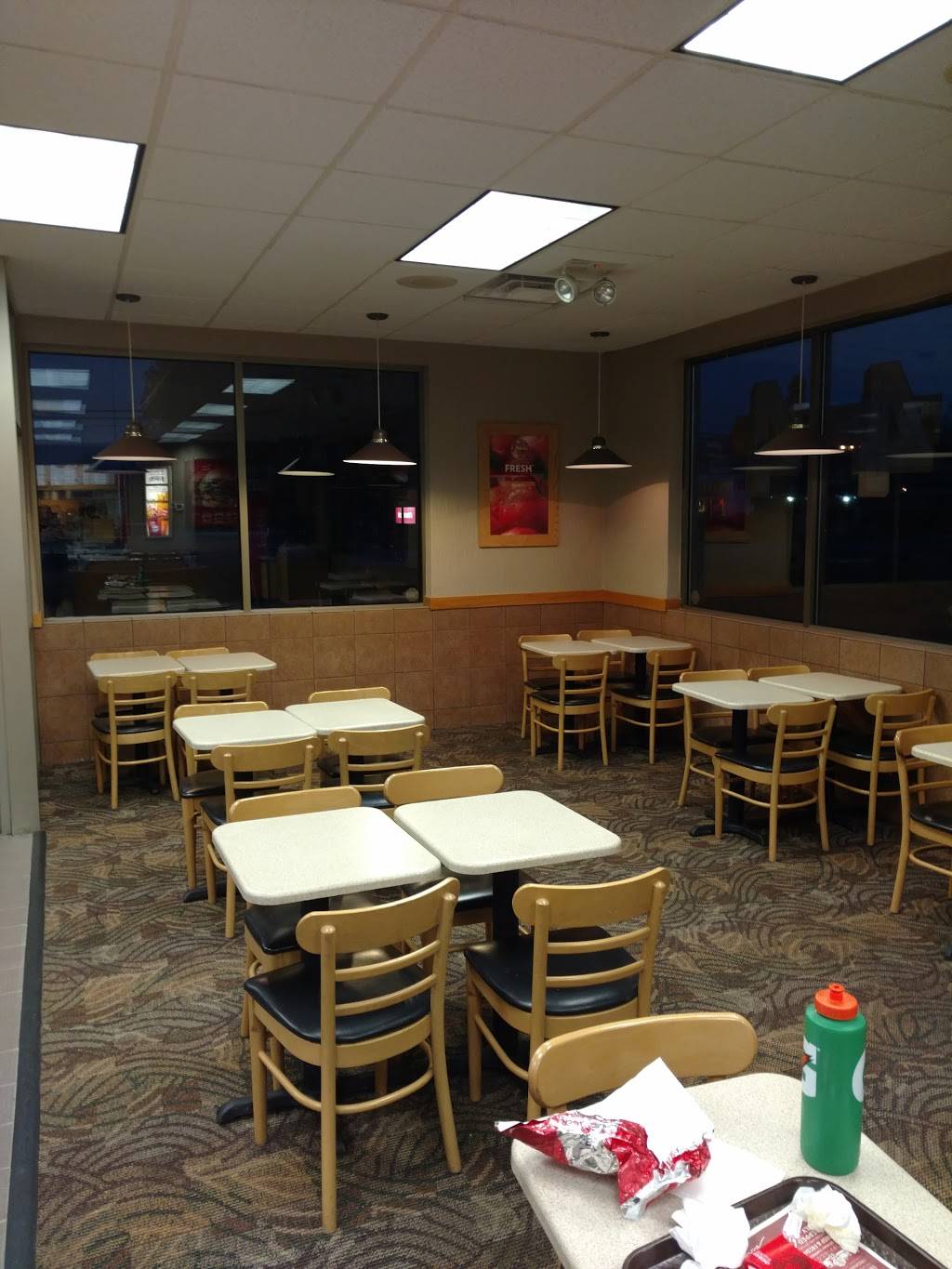 Wendys | restaurant | 4955 Old Brownsboro Rd, Louisville, KY 40222, USA | 5024120297 OR +1 502-412-0297