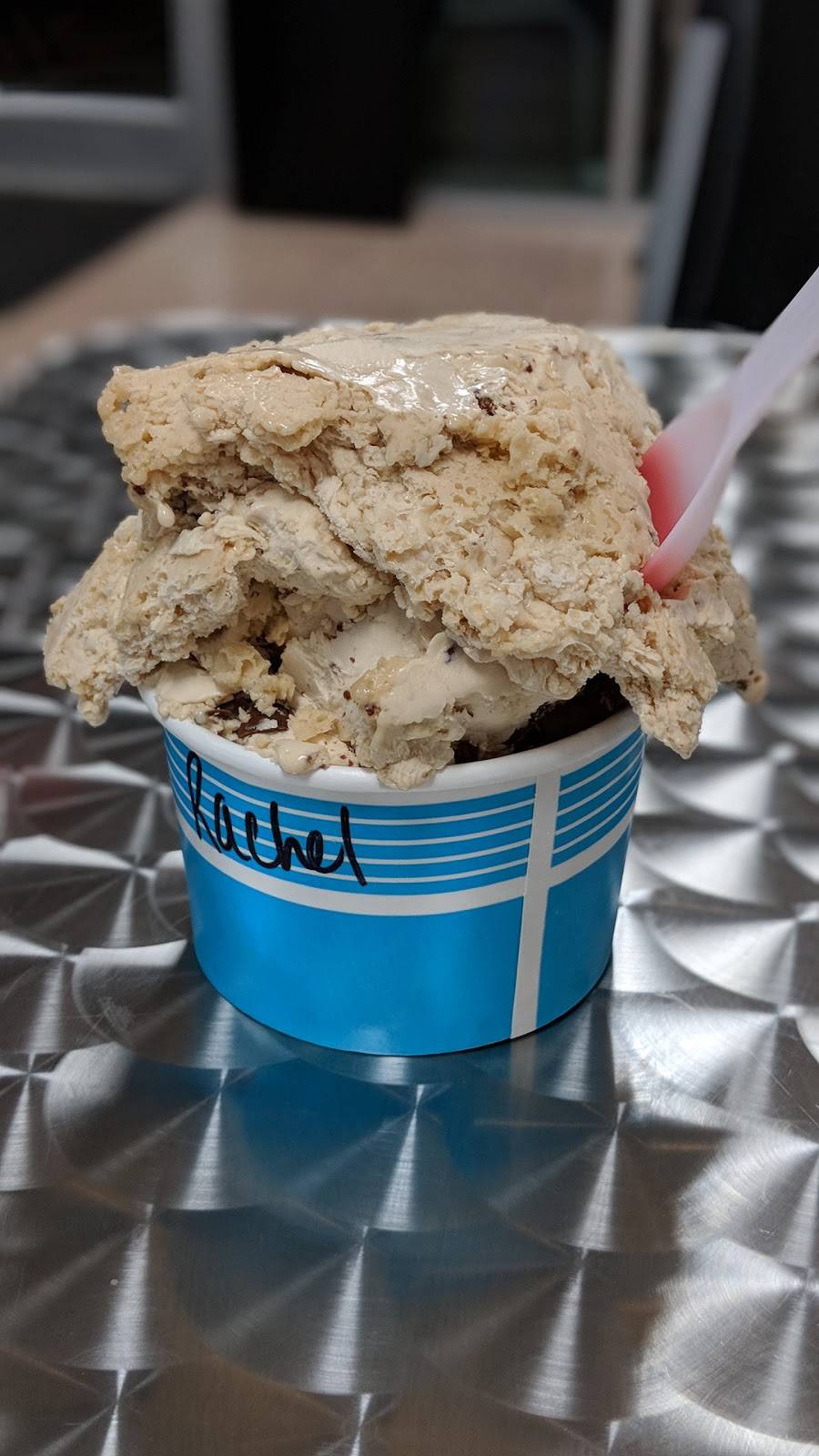 Frozen Nitrogen Ice Cream | cafe | 4498 N Alafaya Trail #330, Orlando, FL 32826, USA | 4072866821 OR +1 407-286-6821
