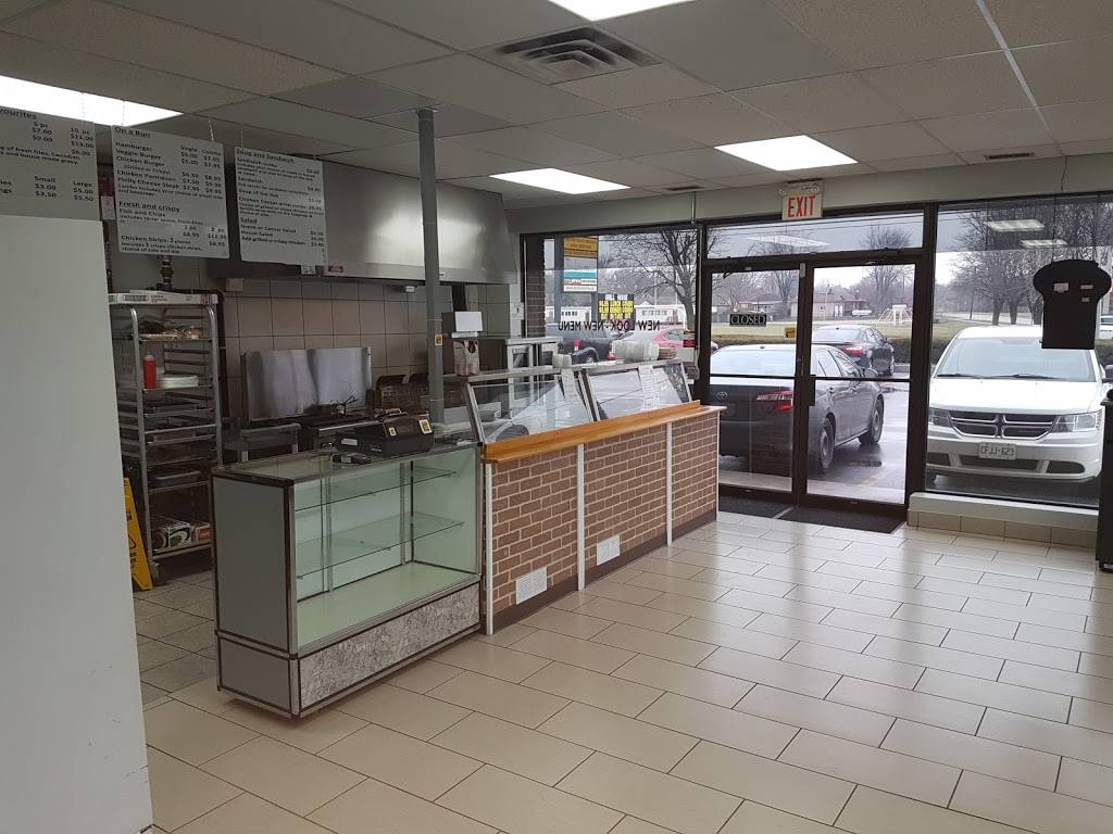 Grill House | restaurant | 1-825 Weber St E, Kitchener, ON N2H 1H5, Canada | 5197447455 OR +1 519-744-7455