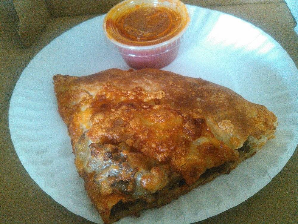 Giovannis Roast Beef and Pizza | restaurant | 42 Broadway, Malden, MA 02148, USA | 7816050587 OR +1 781-605-0587