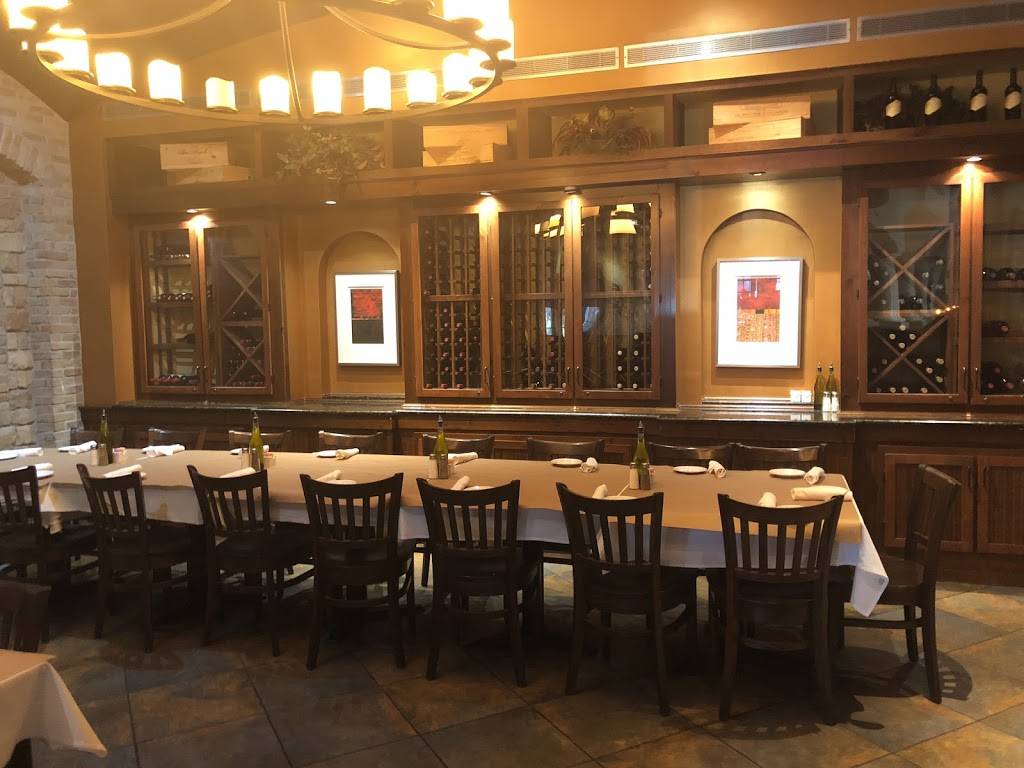 Papa Vinos Italian Kitchen | restaurant | 5110 Edison Lakes Pkwy, Mishawaka, IN 46545, USA | 5742711692 OR +1 574-271-1692