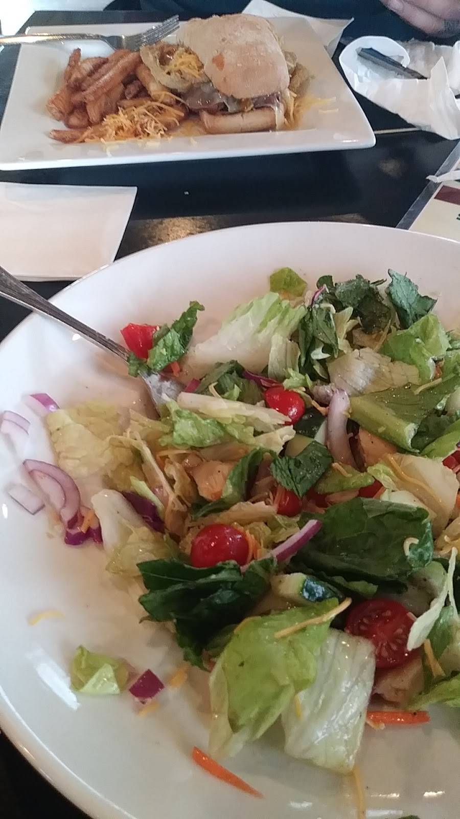 Lumberyard Bar & Grill | restaurant | 1651 N Central Ave, Marshfield, WI 54449, USA | 7153871920 OR +1 715-387-1920