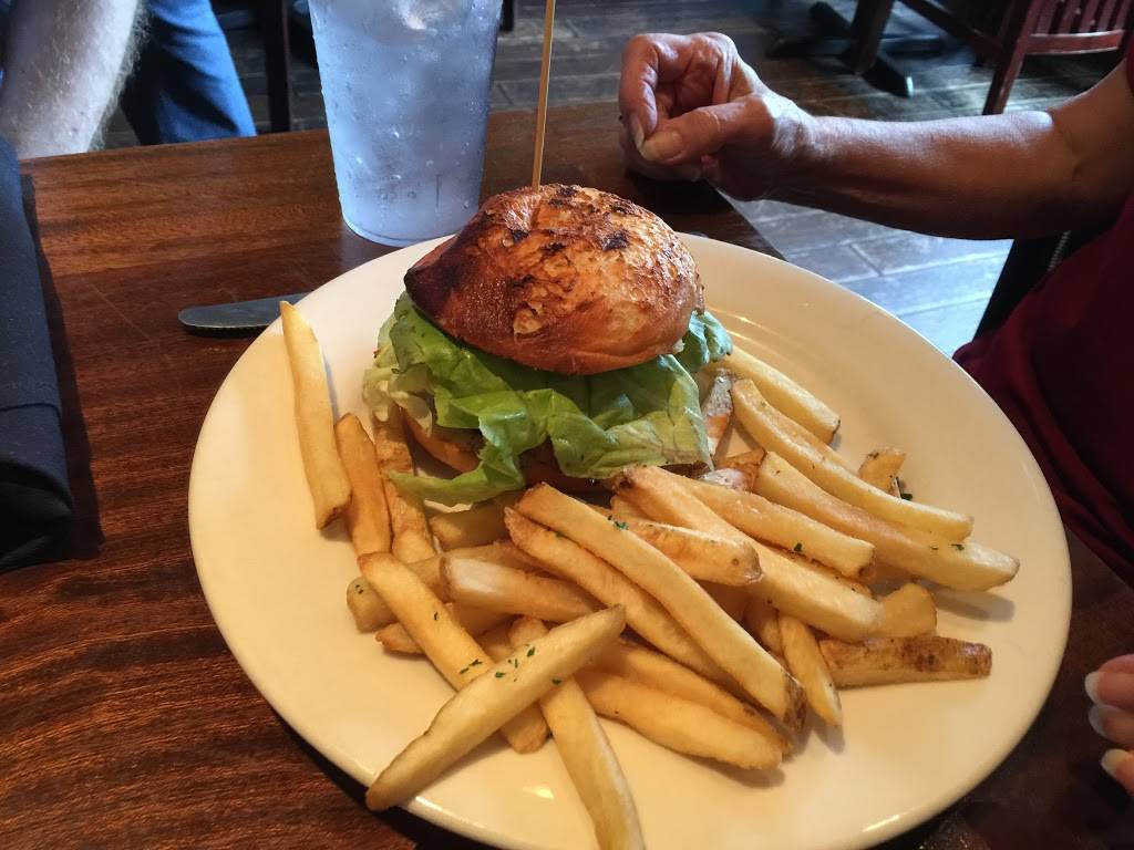 Meehans Public House | restaurant | 227 Sandy Springs Pl NE, Atlanta, GA 30328, USA | 4048438058 OR +1 404-843-8058