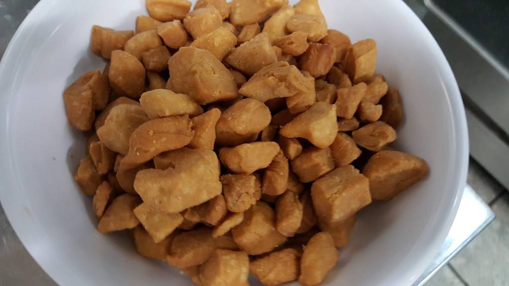 Kobams African Restaurant | restaurant | 8753 Grissom Rd, San Antonio, TX 78251, USA | 2104746058 OR +1 210-474-6058