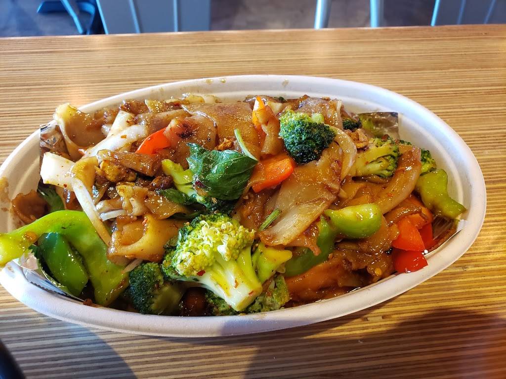 Zaap Kitchen Lao & Thai Street Eats | restaurant | 6107 Greenville Ave, Dallas, TX 75206, USA | 9729822851 OR +1 972-982-2851