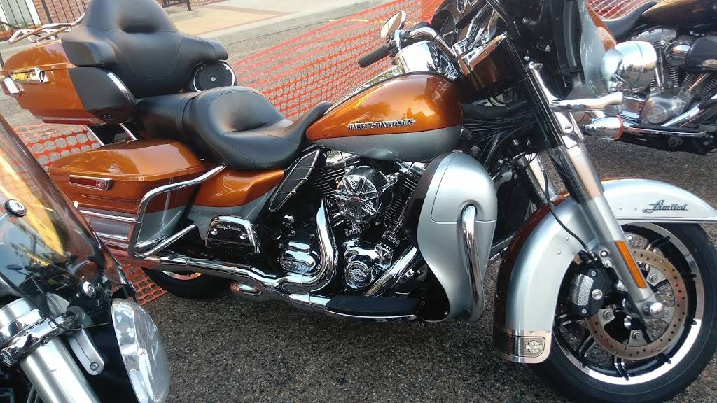 Corner Inn | restaurant | 118 S Magnolia St, Elmwood, IL 61529, USA | 3097411032 OR +1 309-741-1032