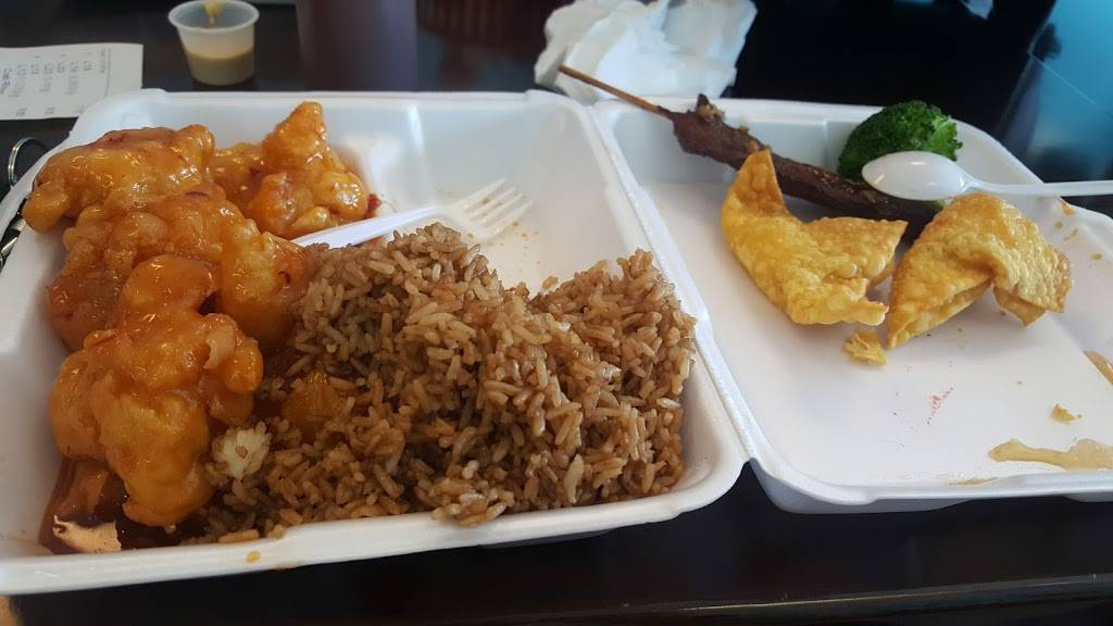 Chun Ping Lau | restaurant | 435 US-1 Suite 4, Kittery, ME 03904, USA | 2074395483 OR +1 207-439-5483