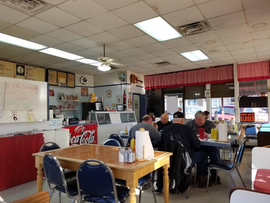 Shirleys Diner | restaurant | 13097 MO-13, Kimberling City, MO 65686, USA | 4177392380 OR +1 417-739-2380