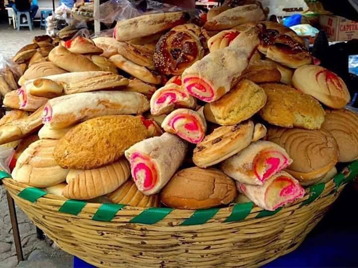 El Paisano Restaurant & Bakery | restaurant | 1006 6th St, Taft, CA 93268, USA | 6614409176 OR +1 661-440-9176