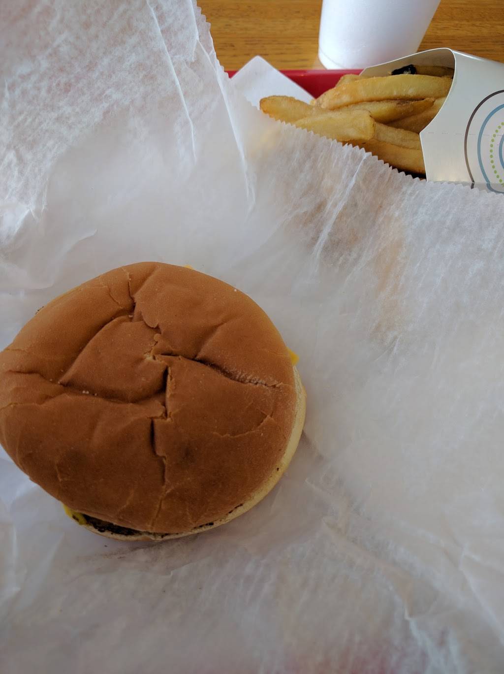 Clancys | restaurant | 1250 Wapakoneta Ave, Sidney, OH 45365, USA | 9374928820 OR +1 937-492-8820