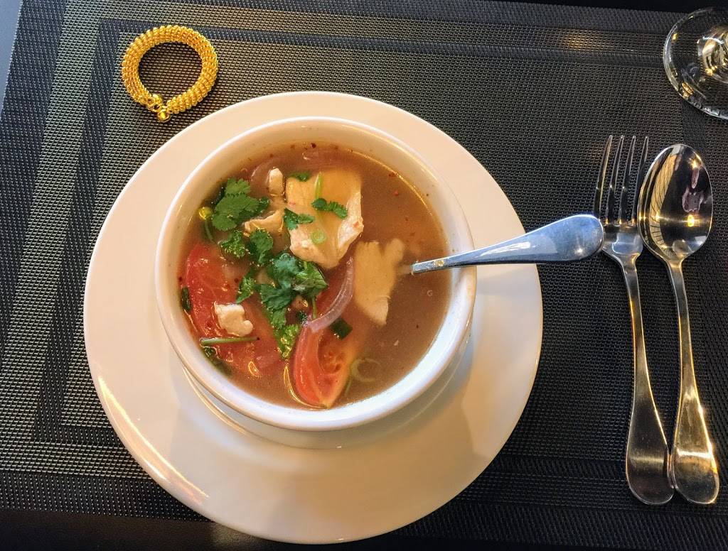 Amata Thai | restaurant | 22814 100th Ave W, Edmonds, WA 98020, USA | 4255234478 OR +1 425-523-4478
