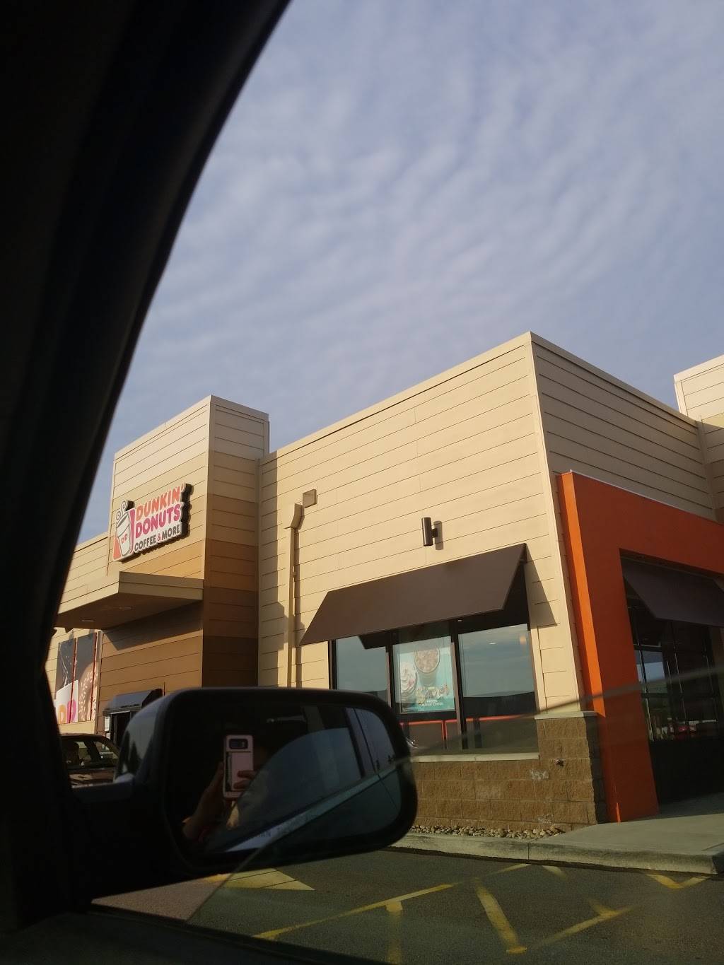 Dunkin | bakery | 250 Three Springs Dr, Weirton, WV 26062, USA | 3049143490 OR +1 304-914-3490