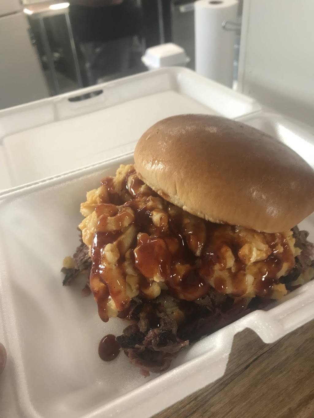 Hogs R Wild BBQ | restaurant | 1527 N Detroit St, Warsaw, IN 46580, USA | 5742675757 OR +1 574-267-5757