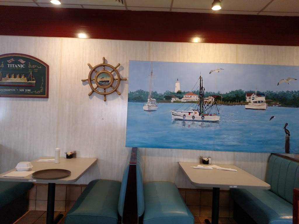 Captn Petes Seafood Restaurant | cafe | 5 Island Ford Rd, Maiden, NC 28650, USA | 8284286080 OR +1 828-428-6080