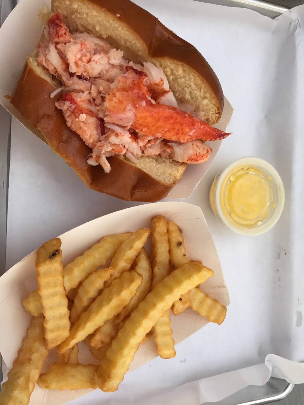 Gaskins Barbecue & Lobster | restaurant | 15 Railroad Ave #3, York, ME 03909, USA | 2073614109 OR +1 207-361-4109