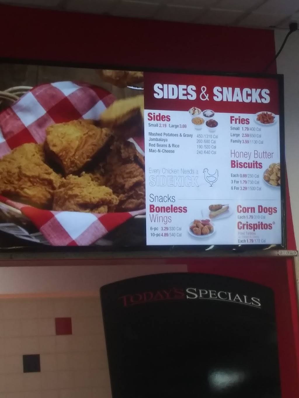 Krispy Krunchy Chicken @ Chevron in Winter Garden, Fl | restaurant | 12890 W Colonial Dr, Winter Garden, FL 34787, USA | 4075543318 OR +1 407-554-3318