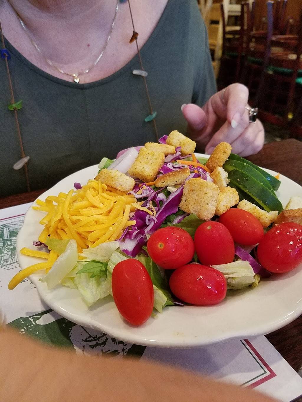 Cedar River Seafood of Gainesville | restaurant | 5141 NW 43rd St Suite 101, Gainesville, FL 32605, USA | 3523714848 OR +1 352-371-4848