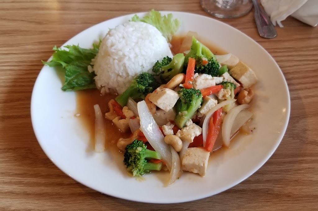 Erawan Thai Cuisine | restaurant | 820 Crater Lake Ave STE 107, Medford, OR 97504, USA | 5417738114 OR +1 541-773-8114