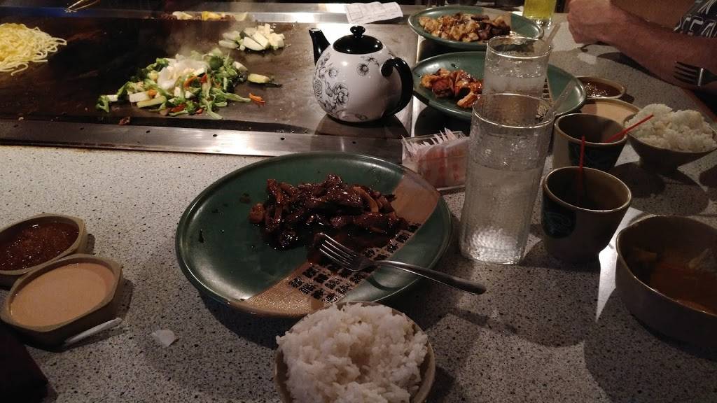 Sapporo Japanese Steak House | restaurant | 4260 Steubenville Pike, Pittsburgh, PA 15205, USA | 4129202988 OR +1 412-920-2988