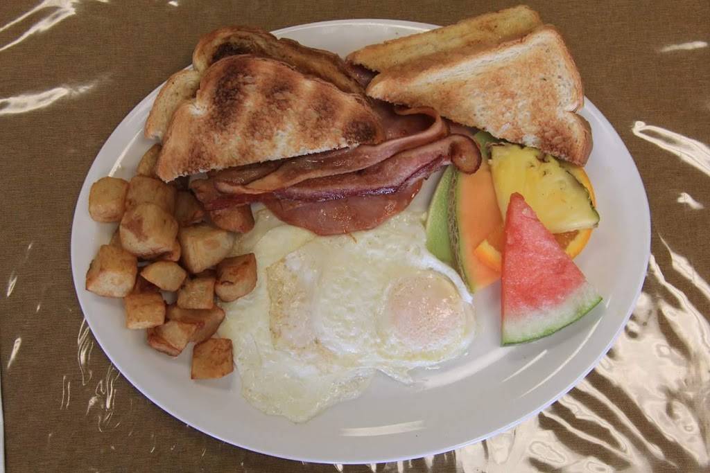 Petit Carrefour (Le) | restaurant | 1904, ch Gascon, Terrebonne, QC J6X 2E4, Canada | 4504922639 OR +1 450-492-2639