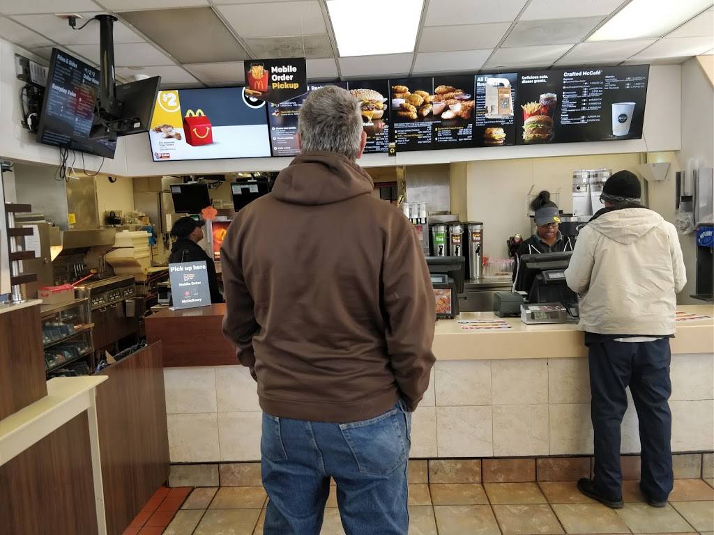 McDonalds | restaurant | 148 N Euclid Ave, Pittsburgh, PA 15206, USA | 4123627479 OR +1 412-362-7479