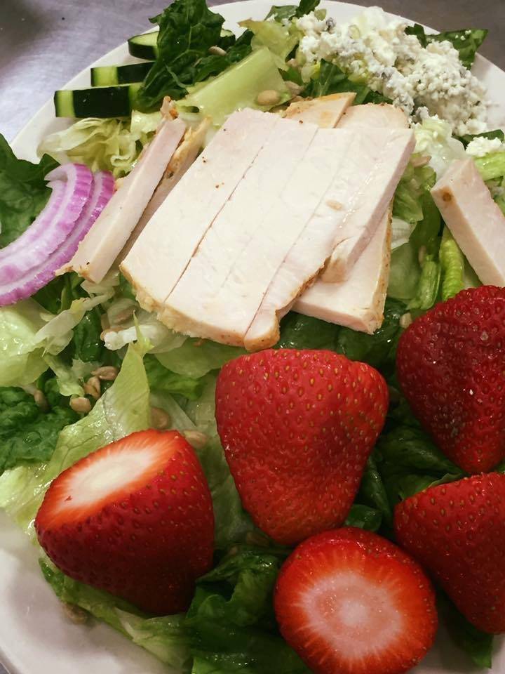 Walts Sandwich Place | restaurant | 10600 W Bluemound Rd Suite 2, Wauwatosa, WI 53226, USA | 4147634378 OR +1 414-763-4378