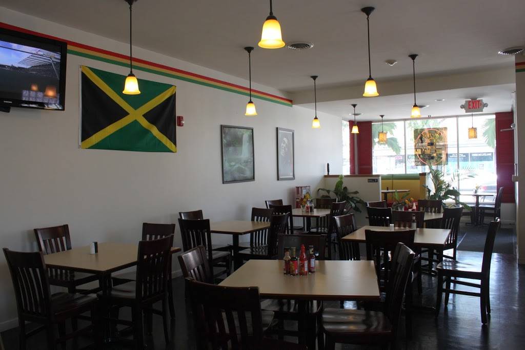 De-Jred Fine Jamaican Cuisine | restaurant | 4901 Oakton St, Skokie, IL 60077, USA | 8479834582 OR +1 847-983-4582