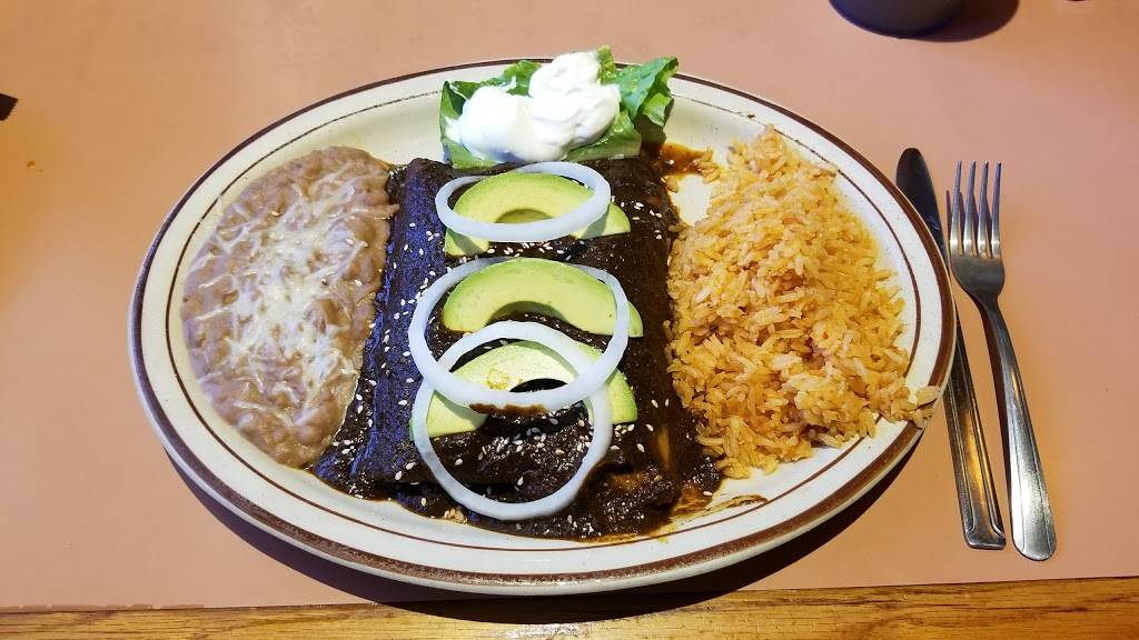 Ricardos Place | restaurant | 32082 Camino Capistrano, San Juan Capistrano, CA 92675, USA | 9494934941 OR +1 949-493-4941