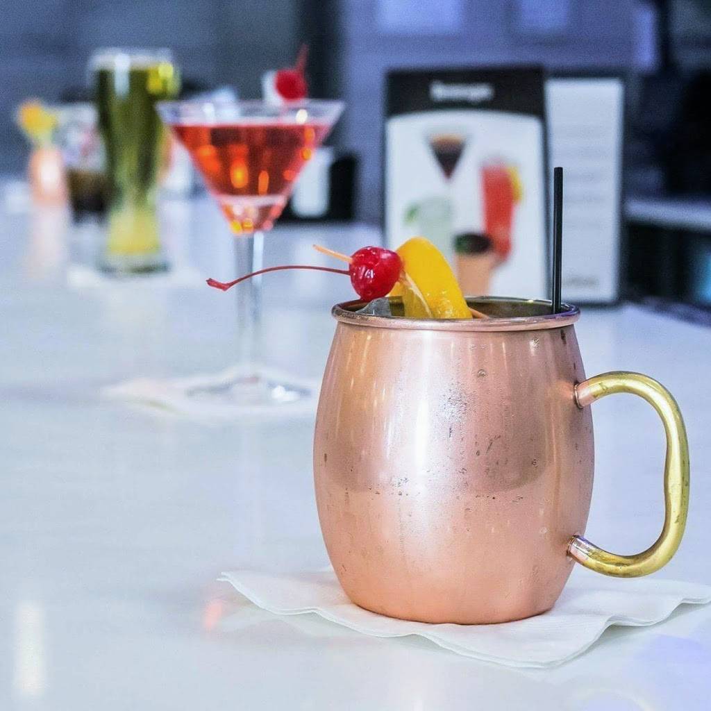 Lambortini Bar & Grill (Inside Holiday Inn Longview - North) | restaurant | 300 Tuttle Cir, Longview, TX 75605, USA | 9036636464 OR +1 903-663-6464