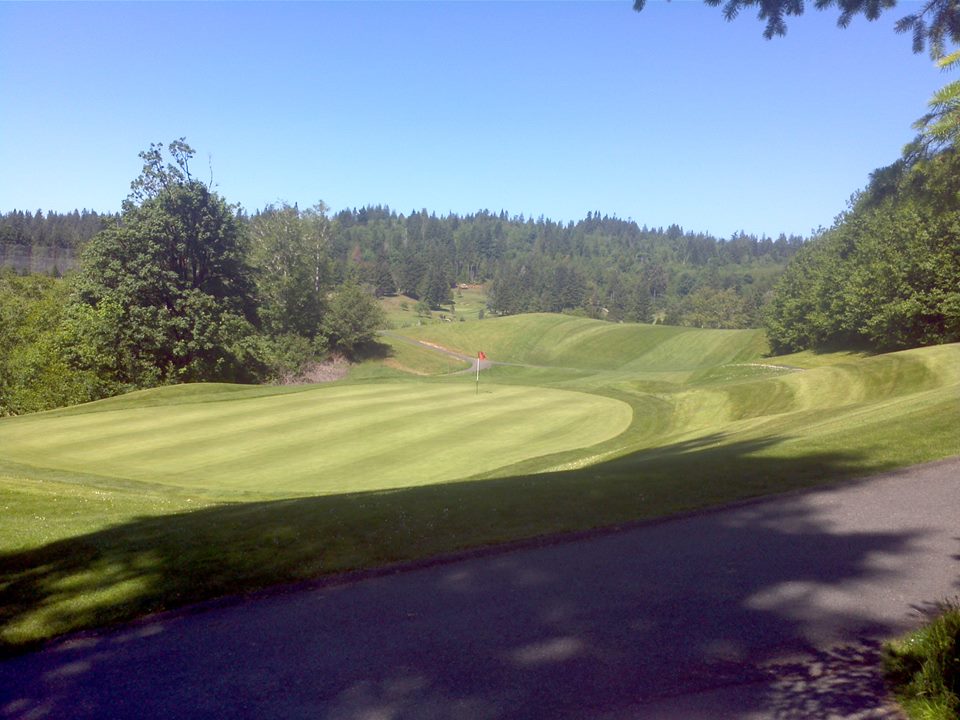 The Clubhouse at Coos Golf Club | restaurant | 93884 Coos-Sumner Ln #7452, Coos Bay, OR 97420, USA | 5412677257 OR +1 541-267-7257