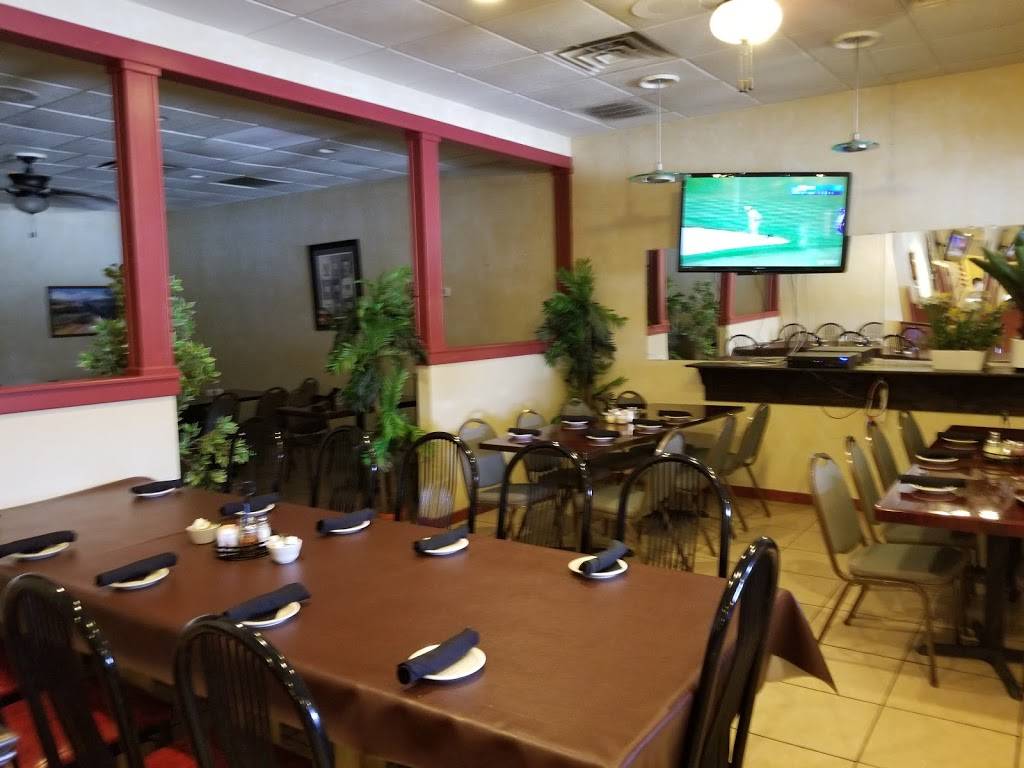 Paps Italian Grill | restaurant | 632 TX-16, Bandera, TX 78003, USA | 8307969400 OR +1 830-796-9400