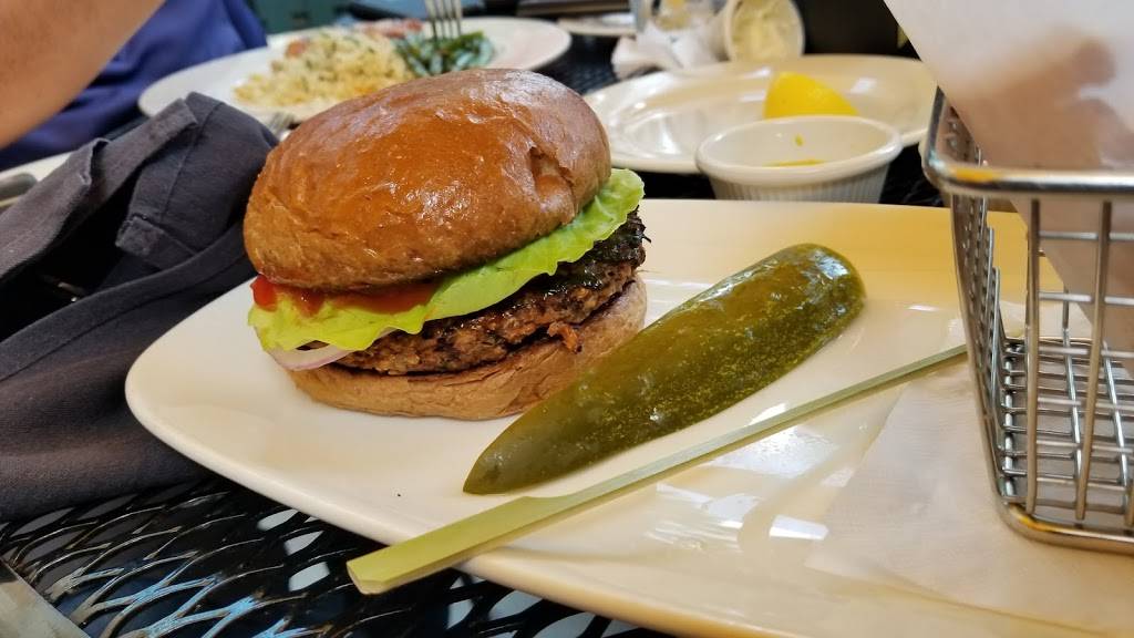 Village Tavern | restaurant | 2000 Griffith Rd, Winston-Salem, NC 27103, USA | 3367608686 OR +1 336-760-8686