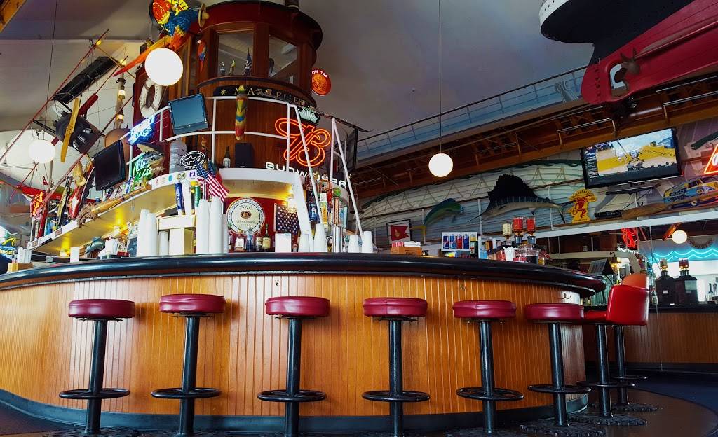 Captains Cove Seaport | restaurant | 1 Bostwick Ave, Bridgeport, CT 06605, USA | 2033351433 OR +1 203-335-1433