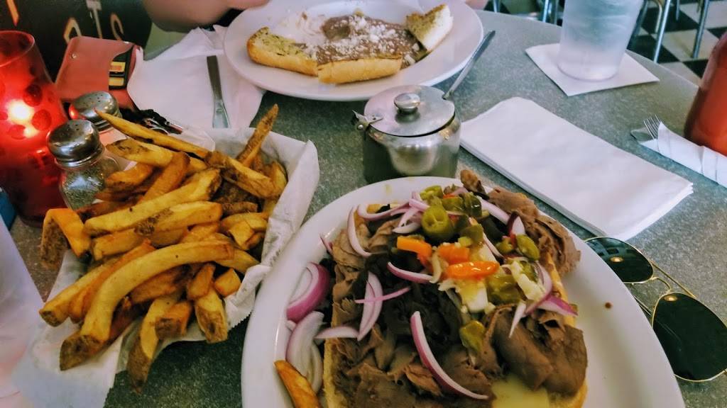 Pasquales International Cafe | restaurant | 305 Main Ave, De Pere, WI 54115, USA | 9203363330 OR +1 920-336-3330