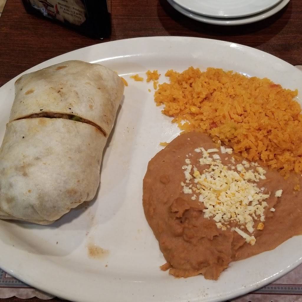 Margaritas Bar & Grill | restaurant | 19606 Burnham Ave, Lynwood, IL 60411, USA | 7084182650 OR +1 708-418-2650