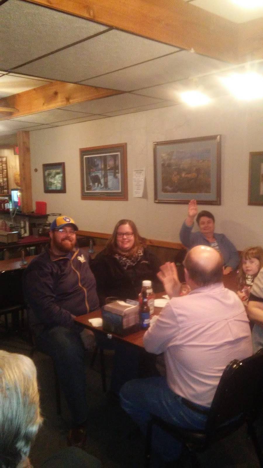 Spartan Pizza | restaurant | 5813 Main St, McFarland, WI 53558, USA | 6088388511 OR +1 608-838-8511