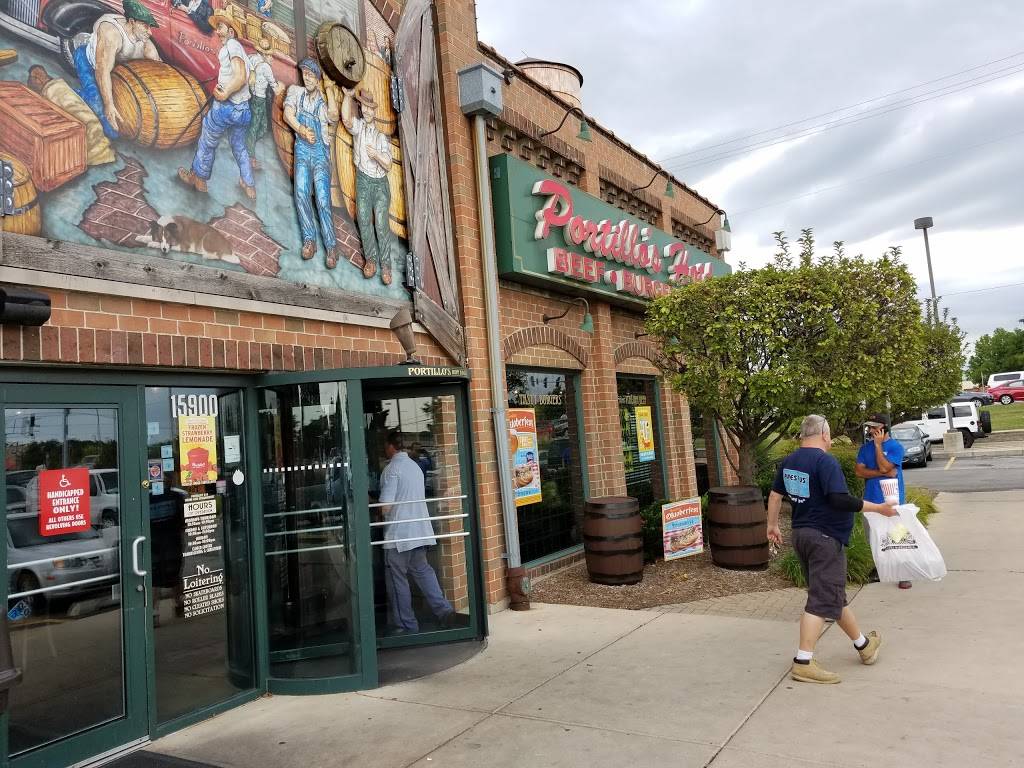 Portillos Hot Dogs | meal takeaway | 15900 S Harlem Ave, Tinley Park, IL 60477, USA | 7084441000 OR +1 708-444-1000