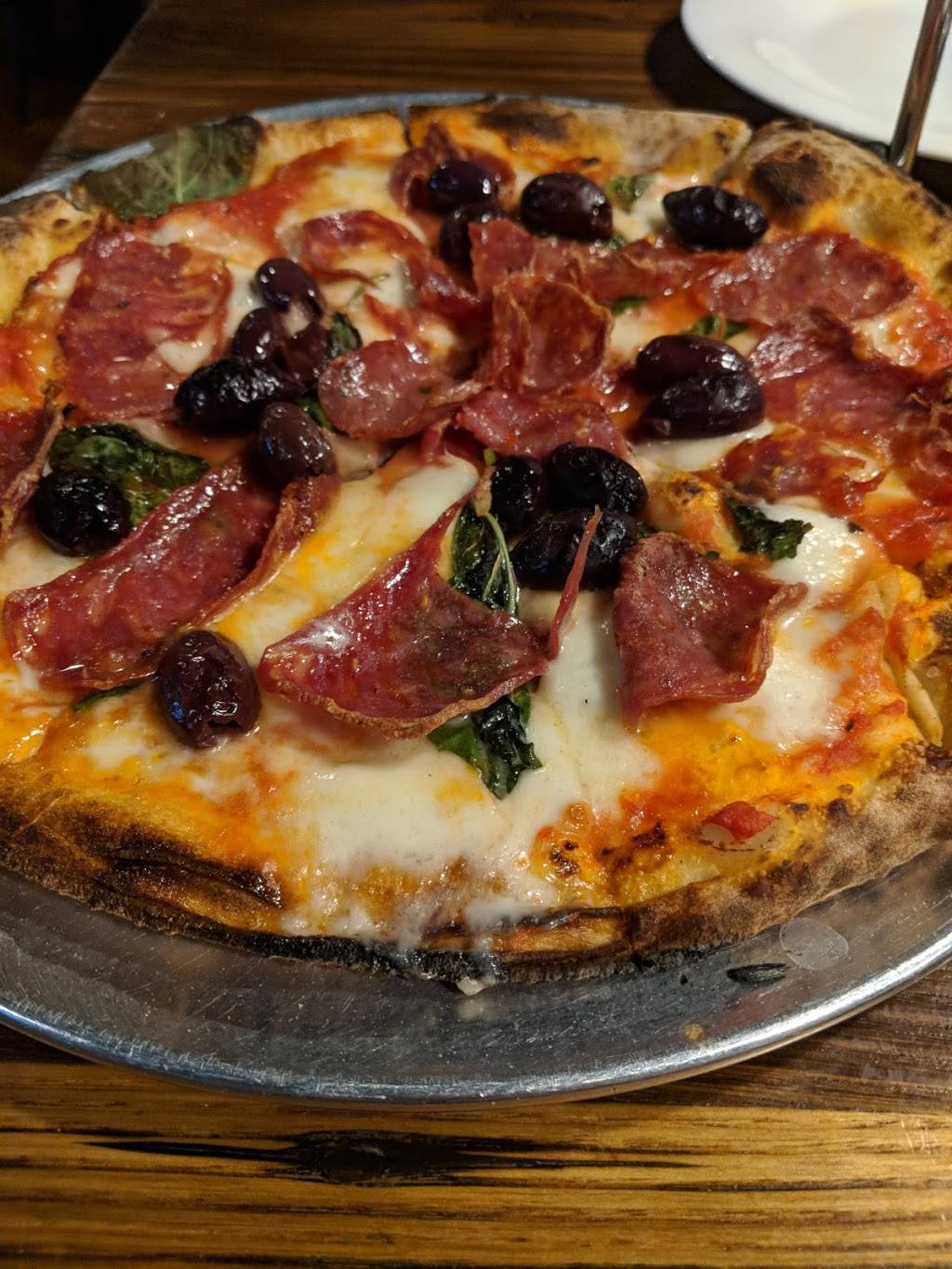 Fino Wood Fired Pizza & Bar | restaurant | 663 Main St, Watertown, CT 06795, USA | 8602385080 OR +1 860-238-5080