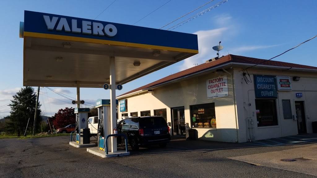 Valero Truck Stop & Discount Cigarettes | meal takeaway | 13232 James Monroe Hwy, Leesburg, VA 20176, USA | 7037795712 OR +1 703-779-5712