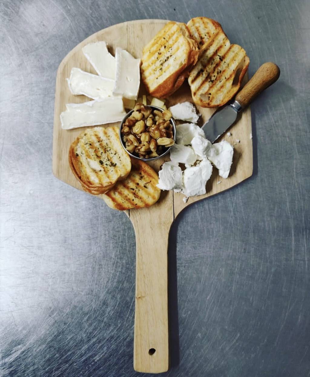 Gorilla Joes Public House | restaurant | 3330 E Atlantic Blvd, Pompano Beach, FL 33062, USA | 7548007311 OR +1 754-800-7311